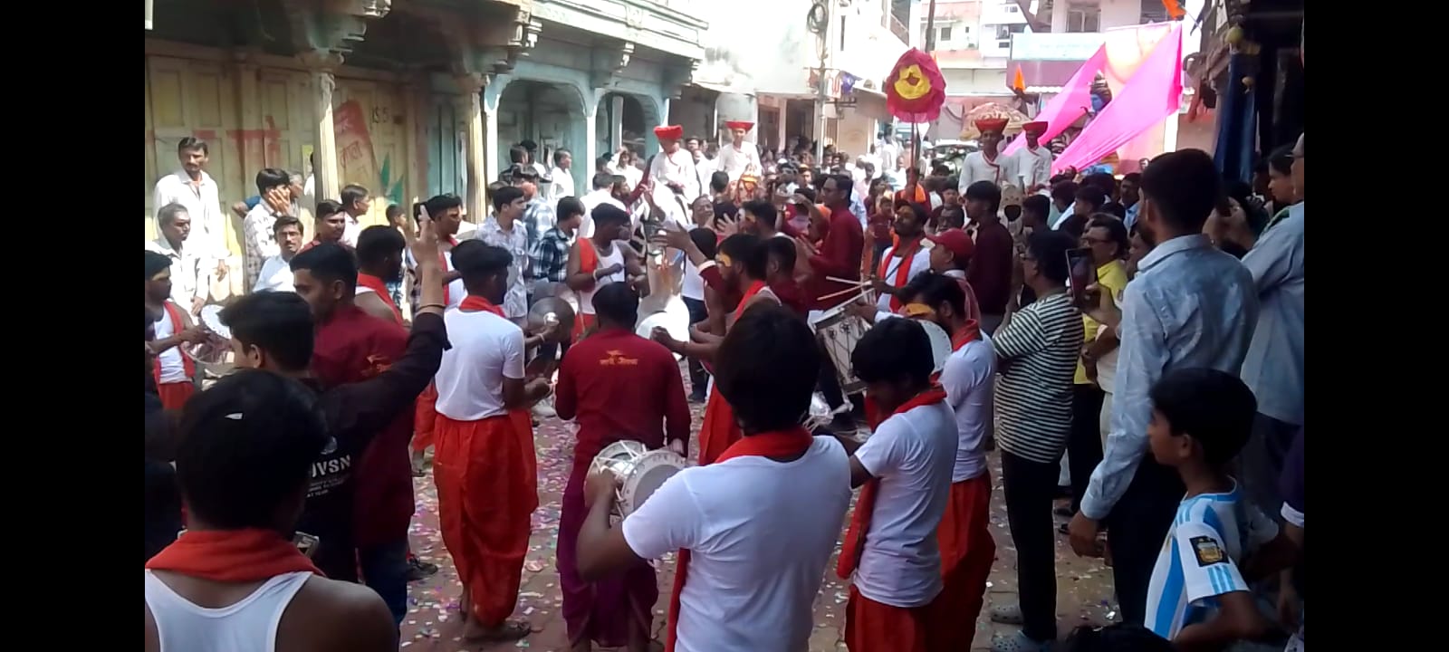 ​प्रकाशा नगरीत महाशिवरात्रीनिमित्त ‘नगर भ्रमण’ सोहळा संपन्न; तापी सेवा समितीचा स्तुत्य उपक्रम